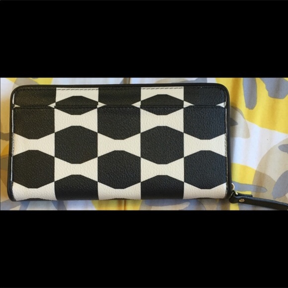 🌺Kate Spade Hawaii Exclusive Bow Tie Wallet🌸 - Picture 4 of 4